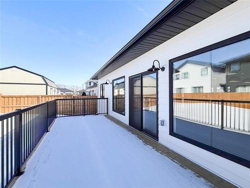 37 Fieldstone Crescent, Brandon, MB - Outdoor With Exterior