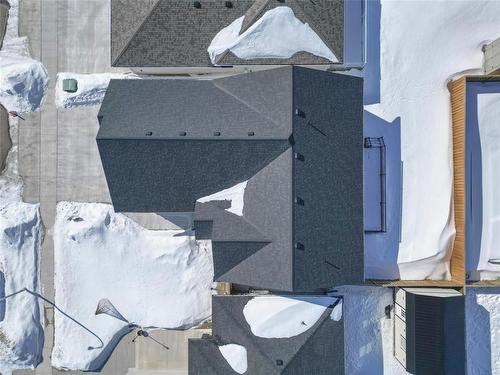 37 Fieldstone Crescent, Brandon, MB - Outdoor