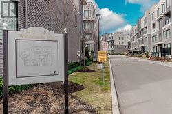 16 - 3483 WIDDECOMBE WAY  Mississauga, ON L5L 0B8