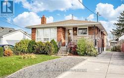 MAIN - 197 CRAIGROYSTON ROAD  Hamilton, ON L8K 3K2