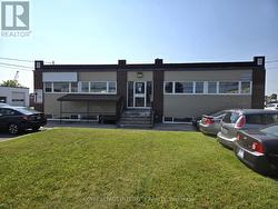 A - 24 BENTLEY AVENUE  Ottawa, ON K2E 6T8