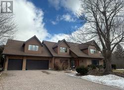 3 JENKINSON GROVE King, ON L7B 1B5