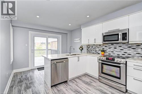 549 Burnett Avenue, Cambridge, ON - Indoor Photo Showing Kitchen With Double Sink With Upgraded Kitchen