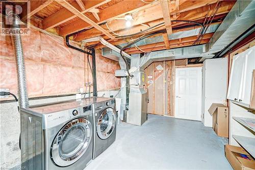 549 Burnett Avenue, Cambridge, ON - Indoor Photo Showing Laundry Room