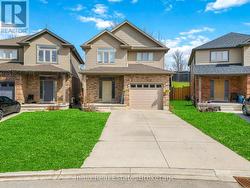 25 QUEENSWAY DRIVE  Strathroy-Caradoc, ON N7G 4M2
