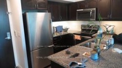 812-25 Lower Simcoe Street  Toronto, ON M5J 3A1