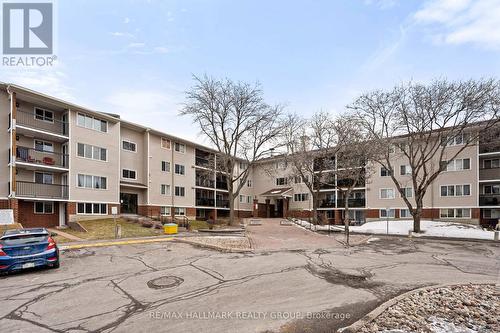 315 - 6532 BILBERRY DRIVE  Ottawa, ON K1C 4N9