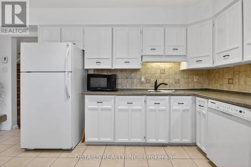 40 Appleby Private, Ottawa, ON - Indoor Photo Showing Kitchen