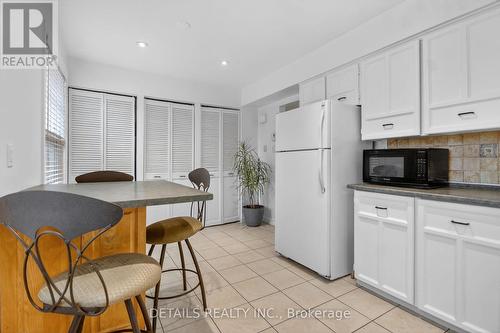 40 Appleby Private, Ottawa, ON - Indoor Photo Showing Kitchen