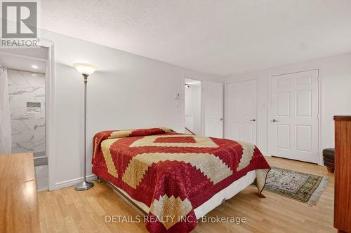 40 Appleby Private, Ottawa, ON - Indoor Photo Showing Bedroom
