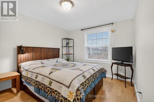 40 Appleby Private, Ottawa, ON - Indoor Photo Showing Bedroom
