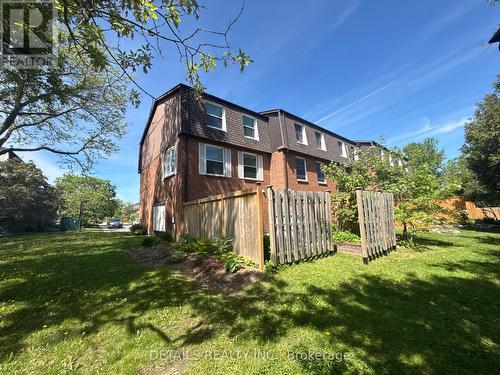 40 Appleby Private, Ottawa, ON - Outdoor