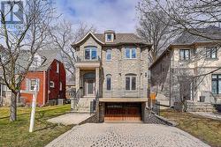 546 MELROSE AVENUE  Toronto, ON M5M 2A3