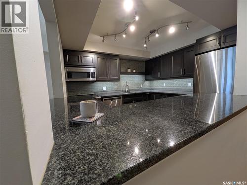 204 921 Main Street E, Saskatoon, SK - Indoor Photo Showing Kitchen With Upgraded Kitchen