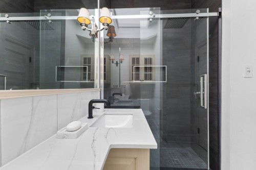 Bathroom - 382A Av. Metcalfe, Westmount, QC - Indoor Photo Showing Bathroom