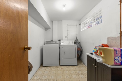 Laundry - 4449 Boul. Jacques-Bizard, Montréal (Pierrefonds-Roxboro), QC - Indoor Photo Showing Laundry Room