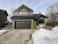 890 Rue des Roselins  Longueuil (Le Vieux-Longueuil), QC J4G 2P4