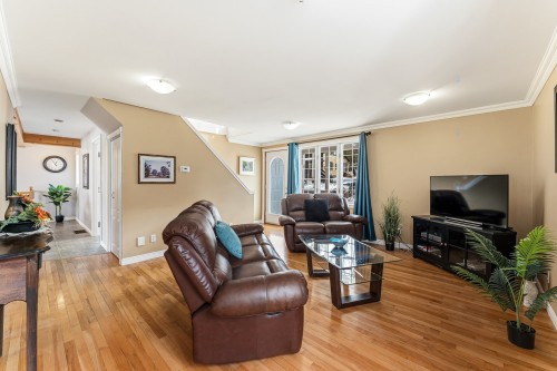 Salon - 1107 Rue Principale E., Magog, QC - Indoor Photo Showing Living Room