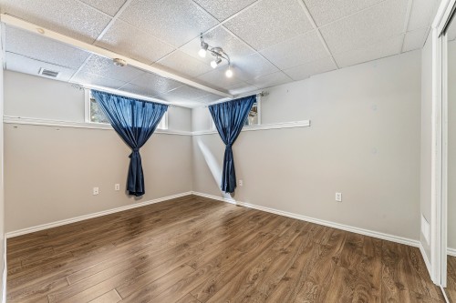 Chambre à coucher - 1107 Rue Principale E., Magog, QC - Indoor Photo Showing Other Room