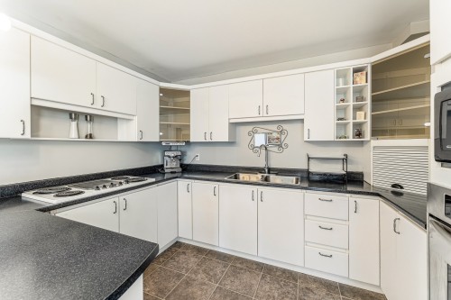 Cuisine - 1107 Rue Principale E., Magog, QC - Indoor Photo Showing Kitchen With Double Sink