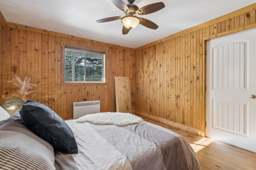 Chambre à coucher principale - 60 Ch. De La Côte-À-Menick, Mandeville, QC - Indoor Photo Showing Bedroom