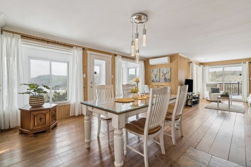 Salle à manger - 60 Ch. De La Côte-À-Menick, Mandeville, QC - Indoor Photo Showing Dining Room