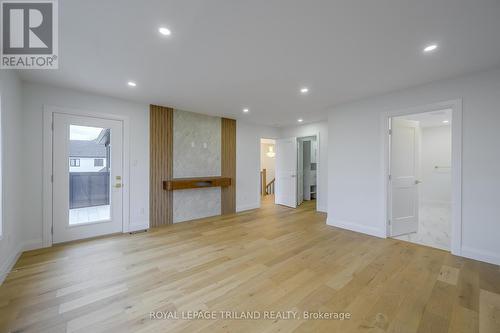 4038 Ayrshire Avenue, London South (South V), ON - Indoor Photo Showing Other Room