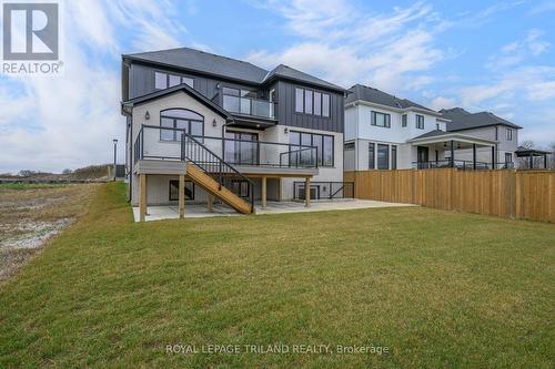 4038 Ayrshire Avenue, London South (South V), ON - Outdoor With Deck Patio Veranda