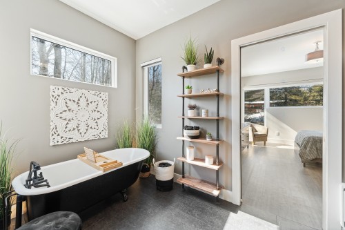 Salle de bains attenante à la CCP - 752 Ch. Viens, Magog, QC - Indoor