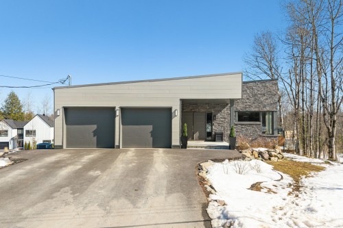 Façade - 752 Ch. Viens, Magog, QC - Outdoor