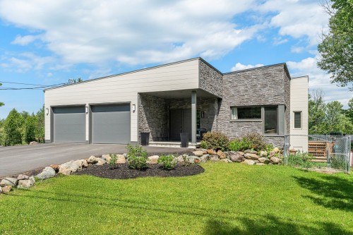 Façade - 752 Ch. Viens, Magog, QC - Outdoor