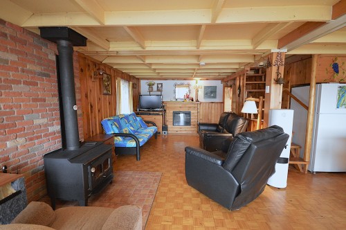 Salon - 12481 Ch. Chadrofer, Labelle, QC - Indoor