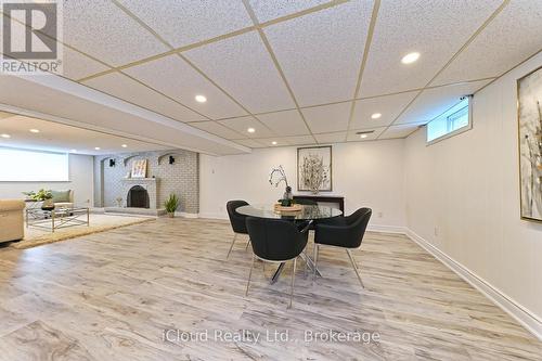 2101 Parkway Drive, Burlington, ON - Indoor