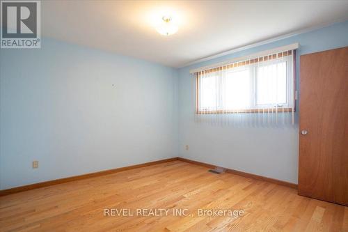 1296 Waterdown Road, Burlington, ON - Indoor Photo Showing Other Room