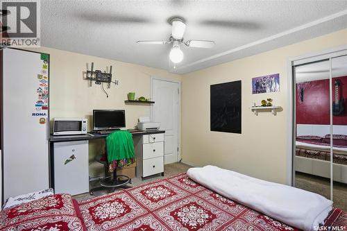 882 Samuels Crescent N, Regina, SK - Indoor Photo Showing Bedroom