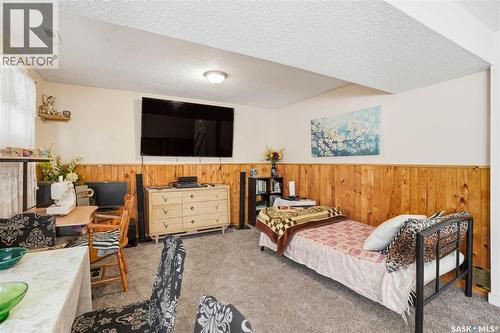 882 Samuels Crescent N, Regina, SK - Indoor Photo Showing Bedroom
