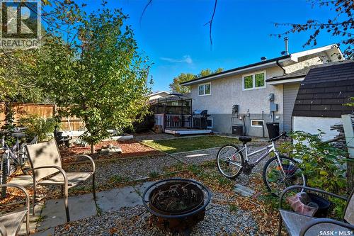 882 Samuels Crescent N, Regina, SK - Outdoor