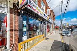 2848 DUFFERIN STREET  Toronto, ON M6B 3S3