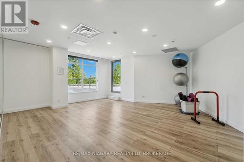 Yoga studio - 601 - 7711 Green Vista Gate, Niagara Falls (Marineland), ON - Indoor Photo Showing Other Room