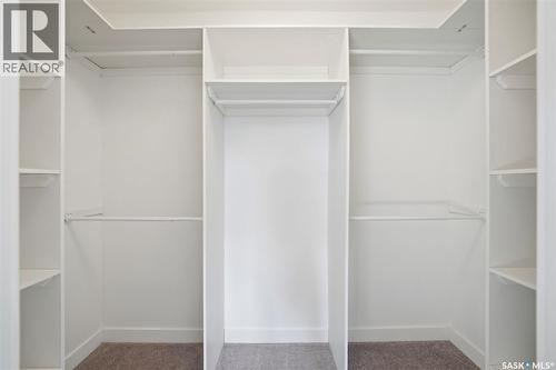 16 1003 Evergreen Boulevard, Saskatoon, SK - Indoor With Storage