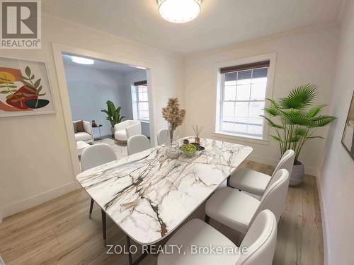 1504 King Street E, Hamilton, ON - Indoor Photo Showing Dining Room