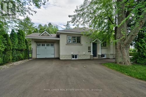 Second Entrance off Lakeview Avenue - 3423 Lakeshore Road, Burlington, ON - Outdoor