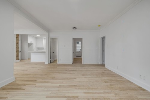 Living Room - 1-2-495 Av. Lemesurier, Québec (La Cité-Limoilou), QC - Indoor Photo Showing Other Room