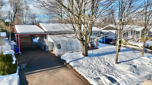 9 Rue Lucien-Paquette  Blainville, QC J7C 1J3