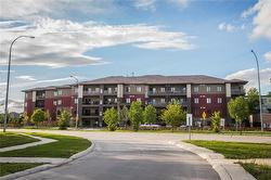 405-25 Van Hull WAY  Winnipeg, MB R2N 0K3