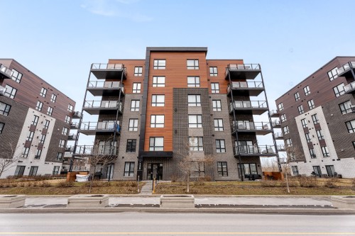203-120 Av. de la Belle-Dame  La Prairie, QC J7R 0T4
