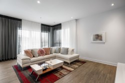 203-120 Av. de la Belle-Dame  La Prairie, QC J7R 0T4