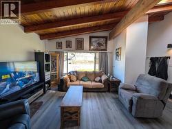 4029 JOYCE AVE  Powell River, BC V8A 2Z4