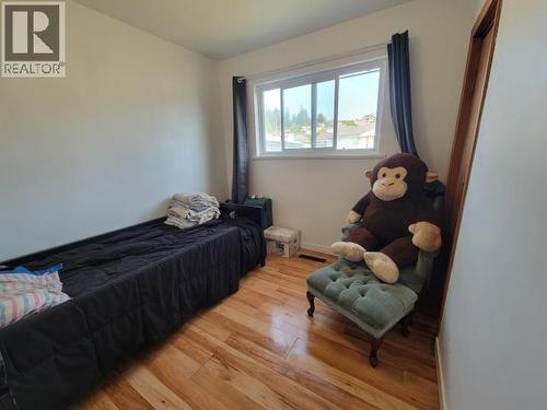 4029 Joyce Ave, Powell River, BC - Indoor Photo Showing Bedroom