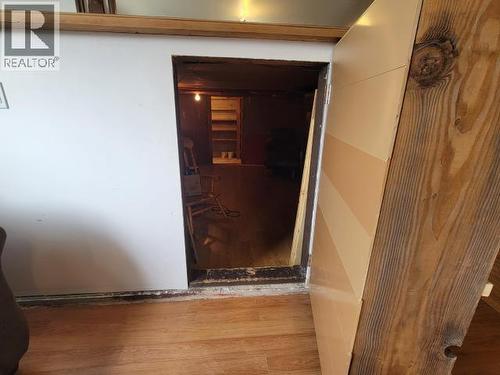 4029 Joyce Ave, Powell River, BC - Indoor